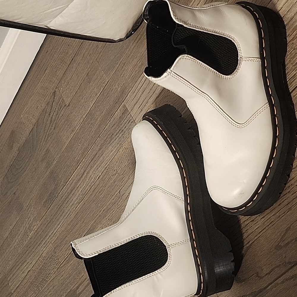 White platform dr. Martens size 8